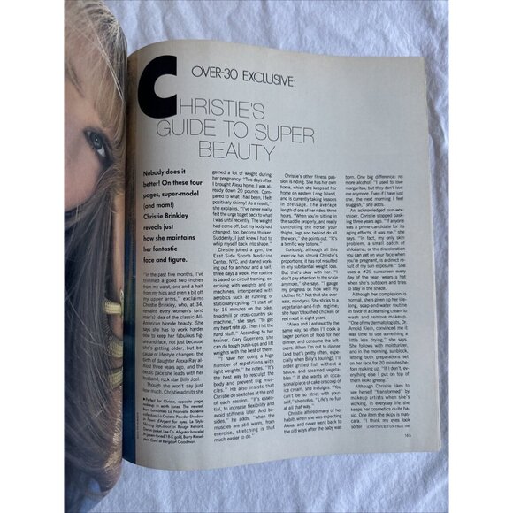 Harper's Bazaar October 1988 -Vanna White, Christie Brinkley, Naomi Campbell - Picture 6 of 7